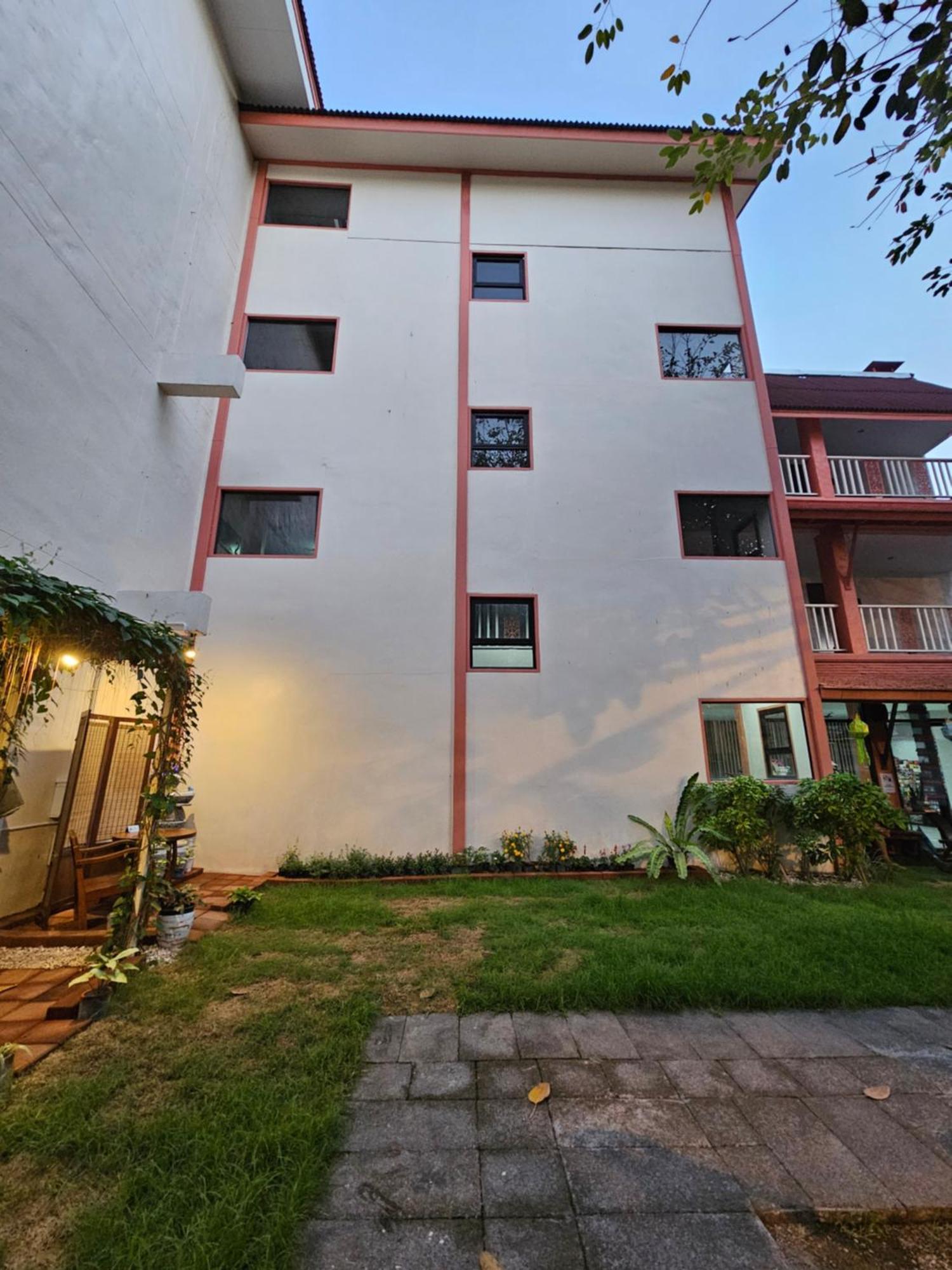 Sabaidee Chiangmai Hotel Sha Chiang Mai Exterior foto